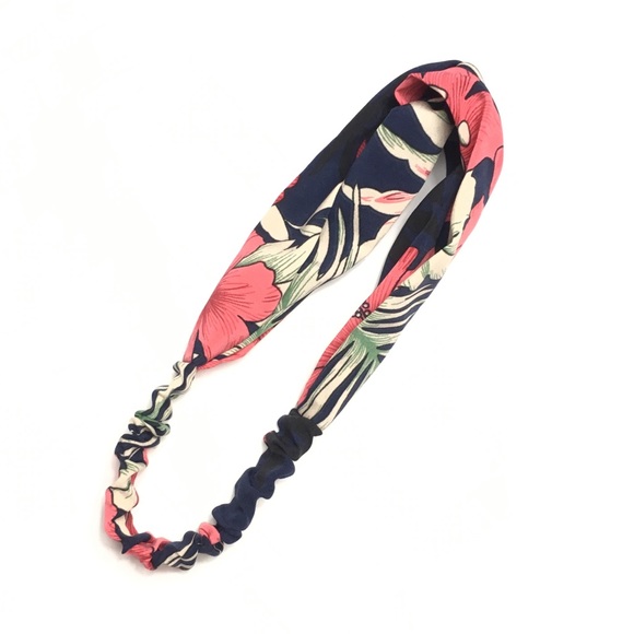 Blue Tropical Print Boho Twist Headband - Picture 6 of 8